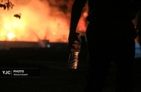 تصاویری از تلاش آتش نشانان برای اطفای حریق در جنوب تهران (3)