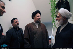 حضور سید حسن خمینی در منزل مرحوم حاج شيخ محمد حسن قرهى(ره)