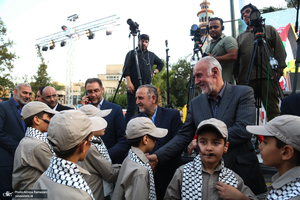 مراسم استقبال و تکریم خانواده های شهیدان غزه