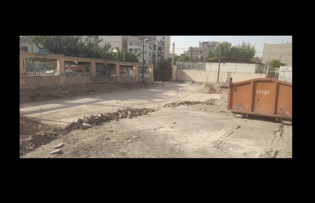 تعرض به جوار مزار تختی
