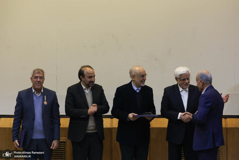 مراسم استاد ممتازی دانشگاه صنعتی شریف با حضور عارف