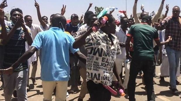 اعتراض مردم نیجر به حضور پایگاه های نظامی خارجی در کشورشان