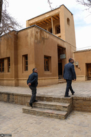 بازدید گردشگران نوروزی از بیت تاریخی حضرت امام در خمین -2