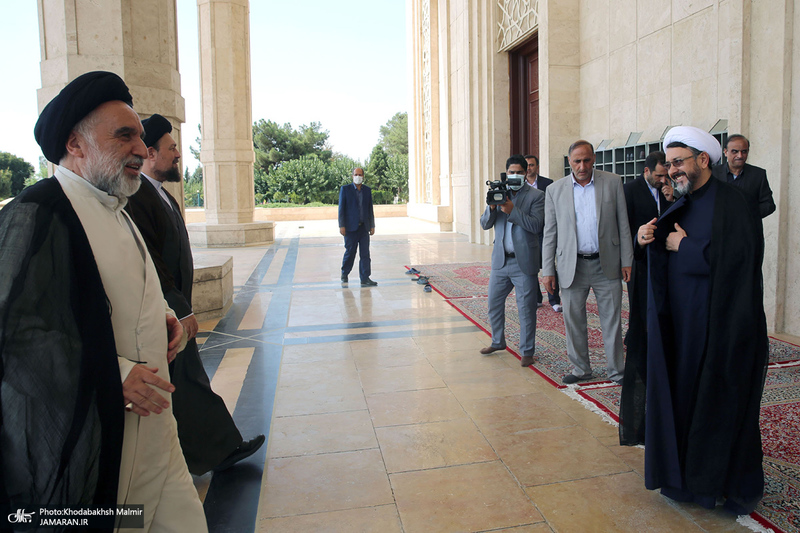 دیدار رئیس و کارکنان موسسه‎ تنظیم و نشر آثار امام خمینی با سید حسن خمینی