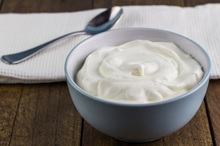 بهترین زمان خوردن ماست برای سلامت روده