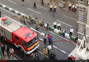 جلوگیری از بروز حادثه‌ای بزرگ  نشت سوخت از تانکر حامل بنزین در اردبیل مهار شد