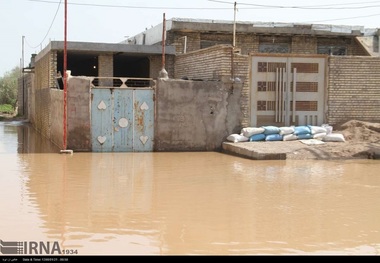 بیمارستان صحرایی برای کمک به سیل زدگان درهویزه راه اندازی شد