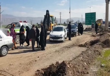 ببینید/ اقدام عجیب یک اداره در کوهدشت لرستان: جلوگیری از درخت کاری!