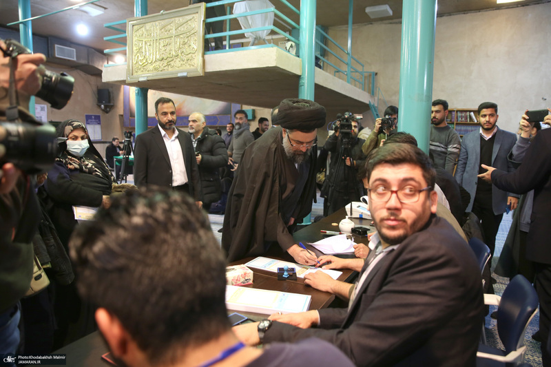 حضور سید یاسر خمینی در  انتخابات مجلس شورای اسلامی و مجلس خبرگان رهبری