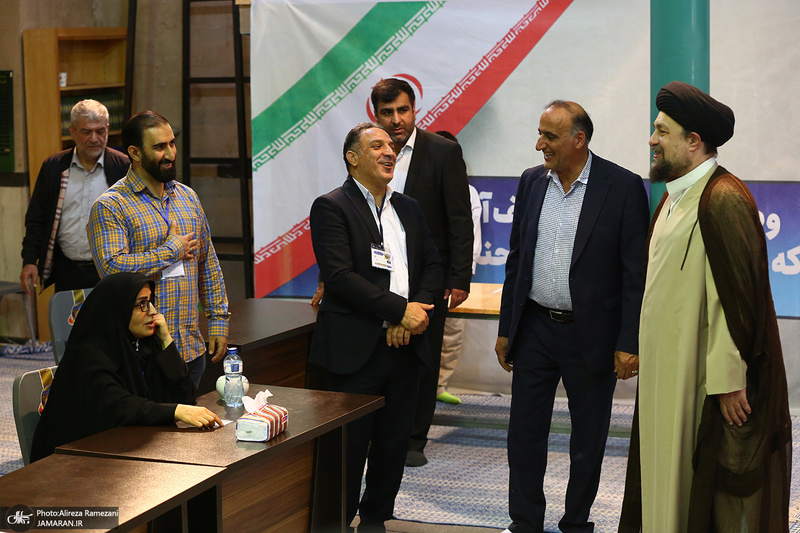 حضور سید حسن خمینی در مرحله دوم انتخابات ریاست جمهوری چهاردهم