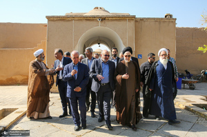 بازدید سید محمد خاتمی از باغ دولت آباد یزد