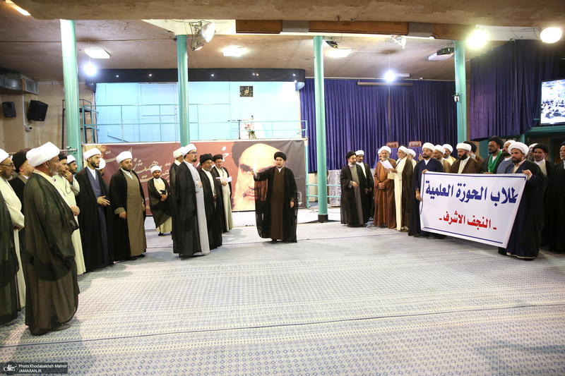 بازدید جمعی از علمای نجف از حسینه و مجموعه فرهنگی جماران