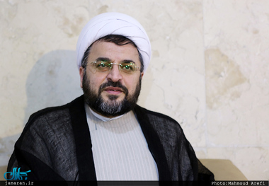 هادی سروش: بی اعتنایی به مشکلات جامعه و مردم از سوی عالمان توجیه پذیرنیست / پیامبر معظم در اوج قُرب بود ولی با جامعه همدردی می کرد
