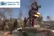 پایین کشیدن پرچم داعش در مرکز تلعفر 