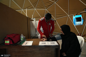 خدمت‌رسانی به زائران حسینی در مسیر عبور از ایلام