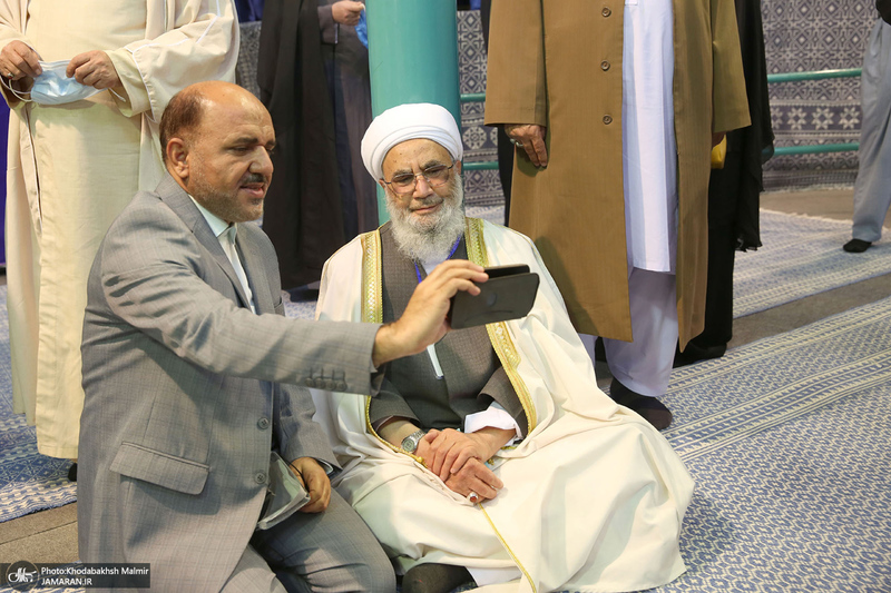 بازدید جمعی از امامان جمعه، روحانیون، علما، فضلا و مدرسین حوزه های علمیه اهل تسنن از جماران