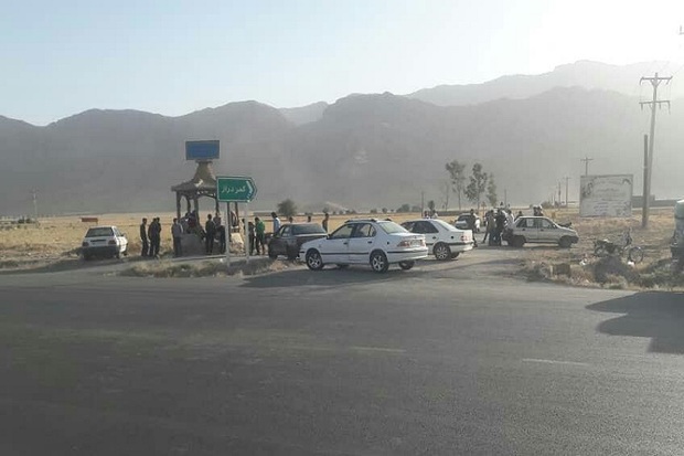 اهالی یک روستای باغملک خواستار بهبود جاده شدند