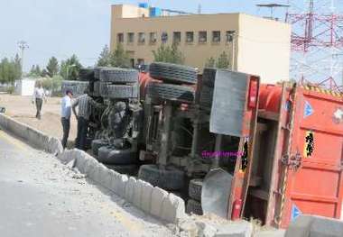 حوادث  رانندگی درنایین 6 نفر مصدوم شدند