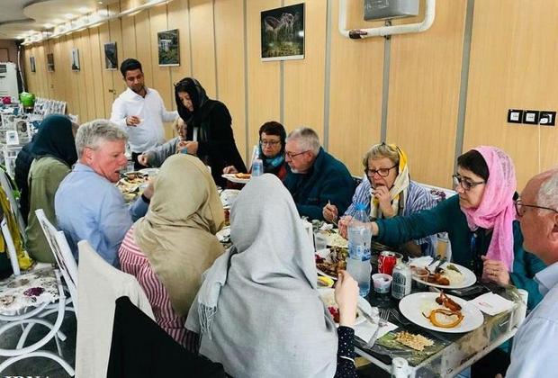 مدیران آژانس های جهانگردی سوئیس ازمناطق گردشگری بوشهر دیدن کردند