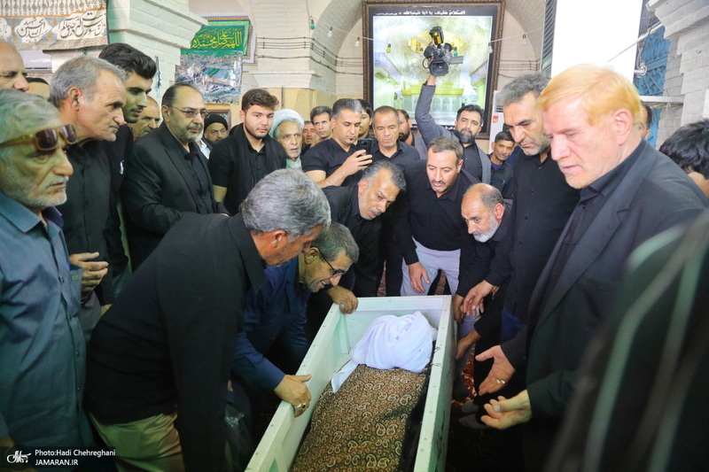 مراسم تشییع و خاکسپاری آیت الله حسن صانعی (ره) در قم