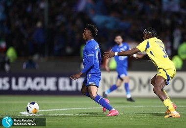 ویدیوی تمارض خنده دار بازیکن استقلال برای گرفتن پنالتی