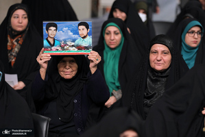 دیدار دست‌اندرکاران دومین کنگره 24 هزار شهید استان خوزستان با رهبر معظم انقلاب