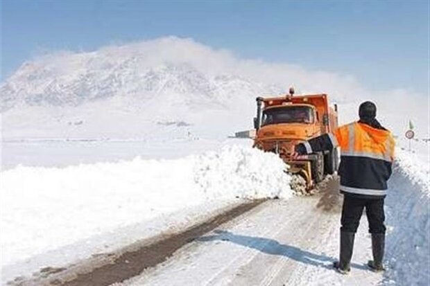 ۴۵۰ روستای آذربایجان شرقی در محاصره برف است
