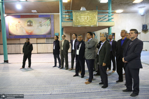 بازدید محمد بن سیو وزیر کشاورزی  و امنیت غذایی کشور مالزی از  بیت امام خمینی (س) در جماران