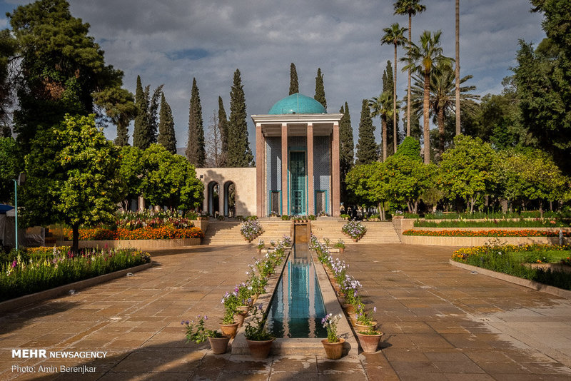 روز بزرگداشت سعدی