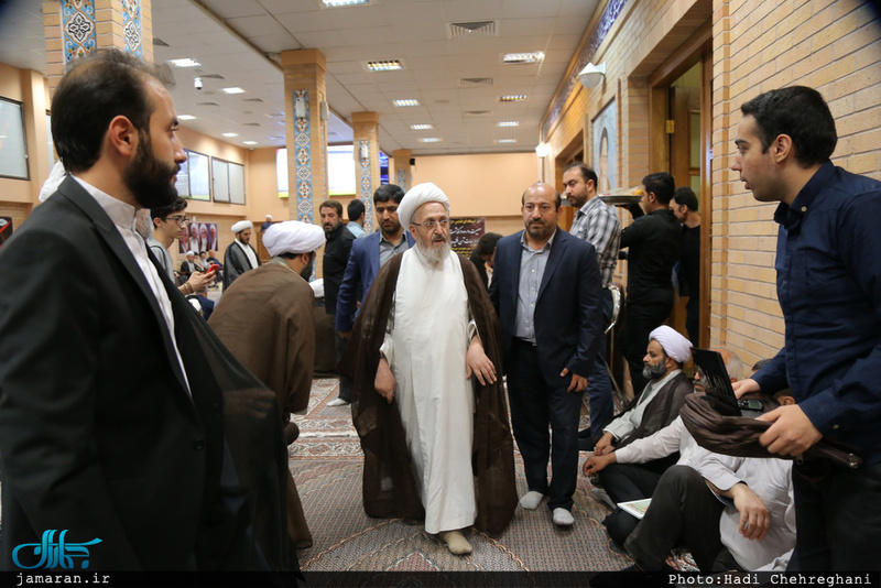 مراسم بزرگداشت والده آیت الله واعظ موسوی در بیت علامه طباطبایی قم