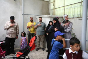 بازدید جمعی از قاریان کشور آفریقا و جمعی از گردشگران لبنانی از بیت امام خمینی در جماران