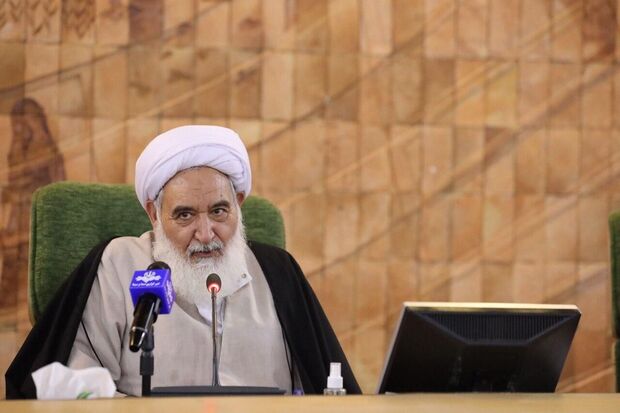امام جمعه کرمانشاه: از همه ظرفیت‌ها برای خدمت به مردم استفاده شود