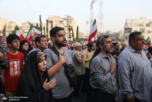 اجتماع مردمی در حمایت از رزمندگان مدافع