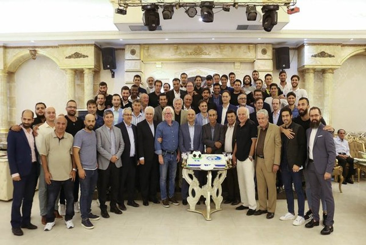 فتحی در ضیافت ۷۳ سالگی باشگاه استقلال: برخی از بیرون به نیمکت شفر چشم دارند