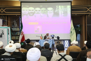 نشست علمی «جایگاه تراث روایی در مبانی مکتب قم» در نمایشگاه حضور صد ساله خورشید