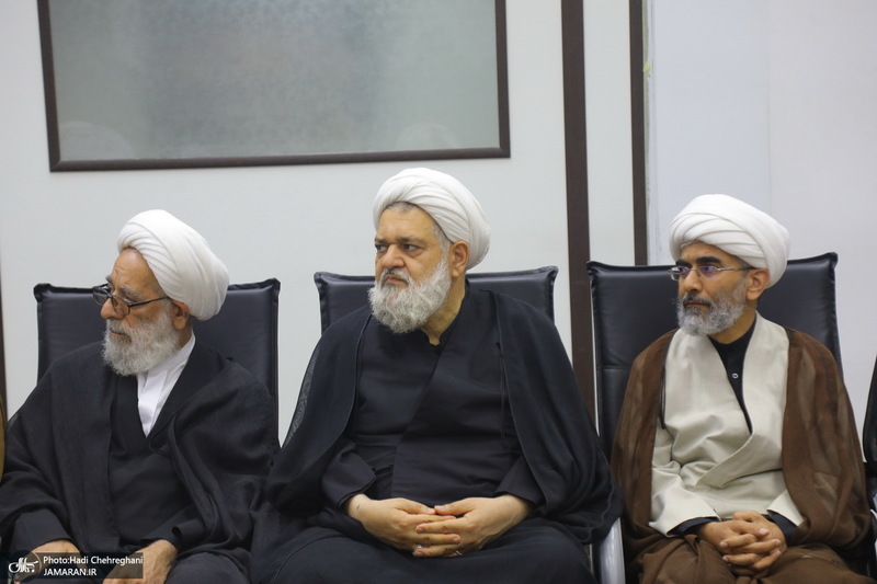سفر رئیس جمهوری به قم و دیدار با مراجع و علما -3