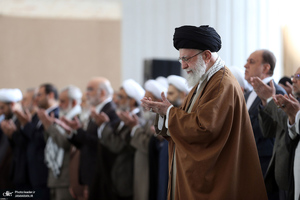 اقامه نماز عید سعید فطر به امامت رهبر معظم انقلاب