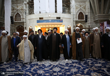 تجدید میثاق رئیس و اعضای مجلس خبرگان رهبری با آرمان های امام خمینی(س)