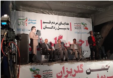 استاندار قم یک ماه حقوق خود را به مردم سیل زده اهدا کرد
