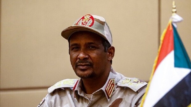  نظامیان در سودان بالاخره در برابر  مردم به زانو در آمدند