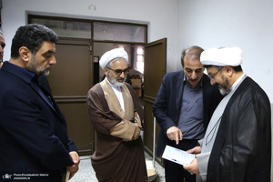 بازدید رئیس موسسه تنظیم و نشر آثار امام خمینی(س) از شرکت چاپ و نشر بانک ملی