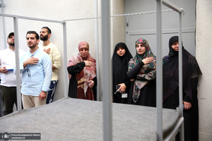 بازدید جمعی از قاریان کشور آفریقا و جمعی از گردشگران لبنانی از بیت امام خمینی در جماران