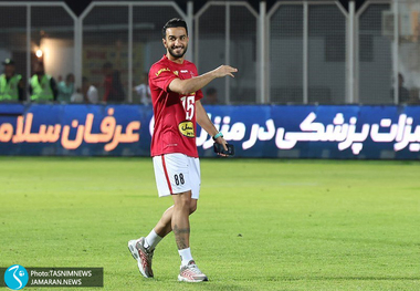 سیامک نعمتی دو ساله با تراکتور بست