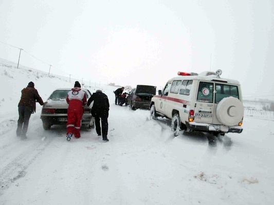 تردد در برخی محورهای استان زنجان فقط با زنجیر چرخ
