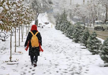 مدارس فیروزکوه، دماوند و رودهن فردا با یک ساعت تاخیر آغاز می شود