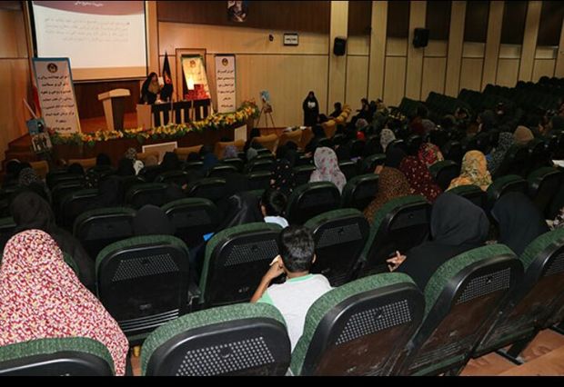 ۵۸۳۰ مددجوی هرمزگان از مشاوره‌ رایگان بهره مند شدند