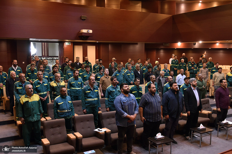 مراسم قدردانی از زحمات کارگران شهرداری حرم امام خمینی (س)