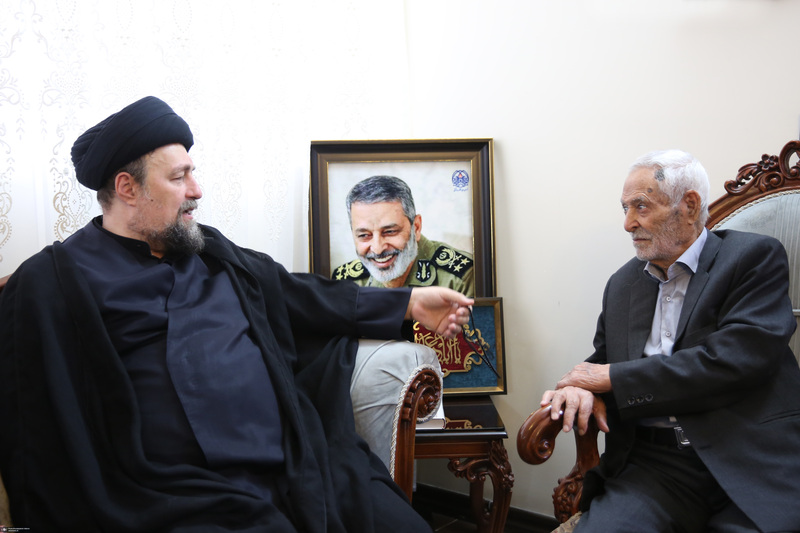 حضور آیت الله سید حسن خمینی در منزل شهید سرلشگر سید عبدالرحیم موسوی
