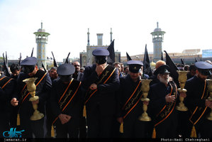 دسته عزاداری خادمان حرم حضرت معصومه ( س) در روز شهادت امام رضا (ع)