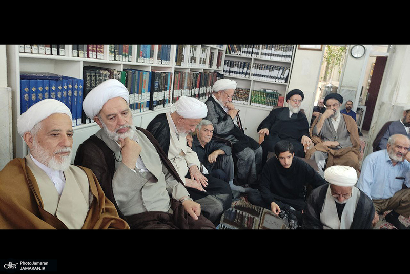 مراسم عزاداری شهادت امام صادق (ع)  در بیت آیت الله العظمی صانعی (ره)